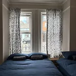 Superb Triple Room Near Croke Park - 4