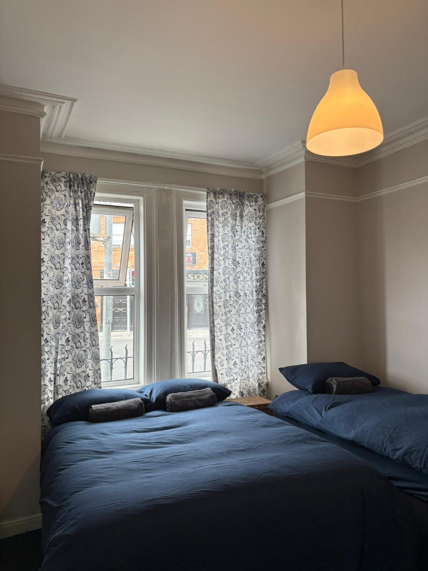 Superb Triple Near Croke Park - 4 Maison d'hôtes Dublin